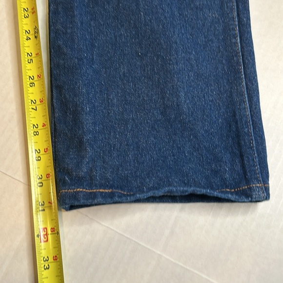 Wrangler 13MWZ Cowboy Cut Dark Wash Western Cowboy Denim Jeans. Size 32x32 - Picture 9 of 10